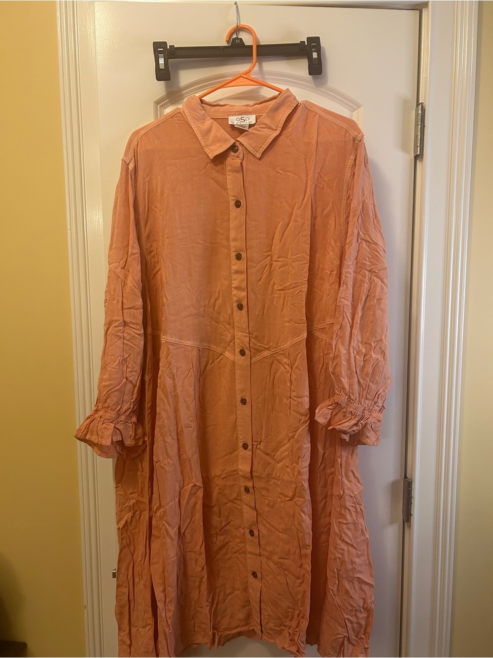 Lightweight Peach Button-Front Women’s Dress (wrinkled from packaging)